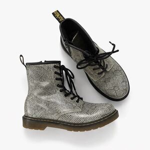 Dr Marten 1460 8 eye smooth boot snake skin grey and black size 37